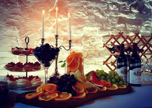 Deska serów i owoców – catering Wrzosowy Tartak